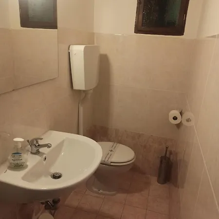 בית הארחה Casa Regina דונגו