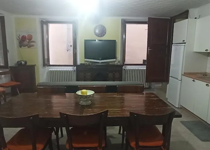 Casa Regina Dongo